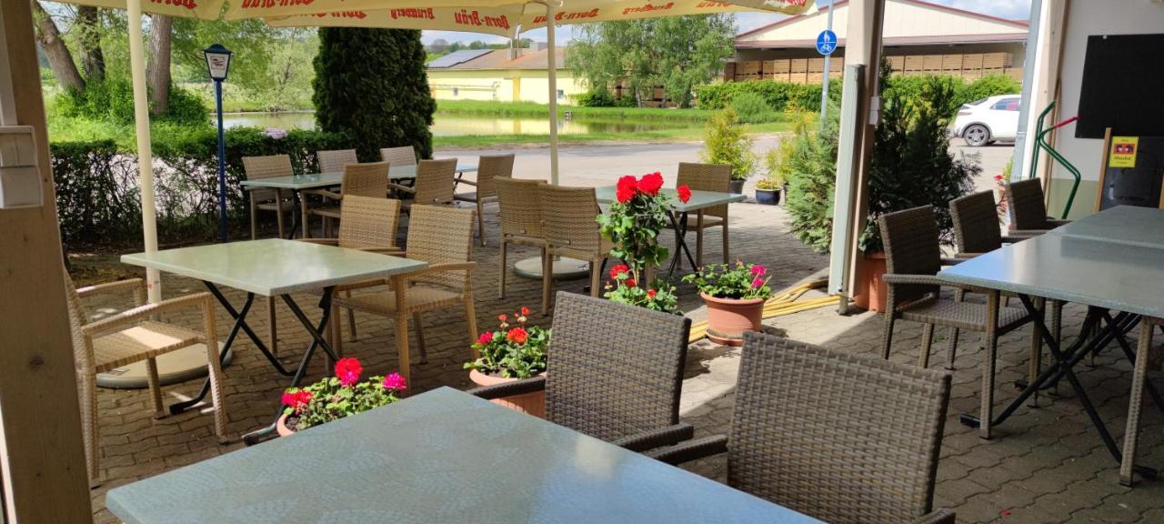 Gasthaus Pension Rezatgrund Windsbach ภายนอก รูปภาพ